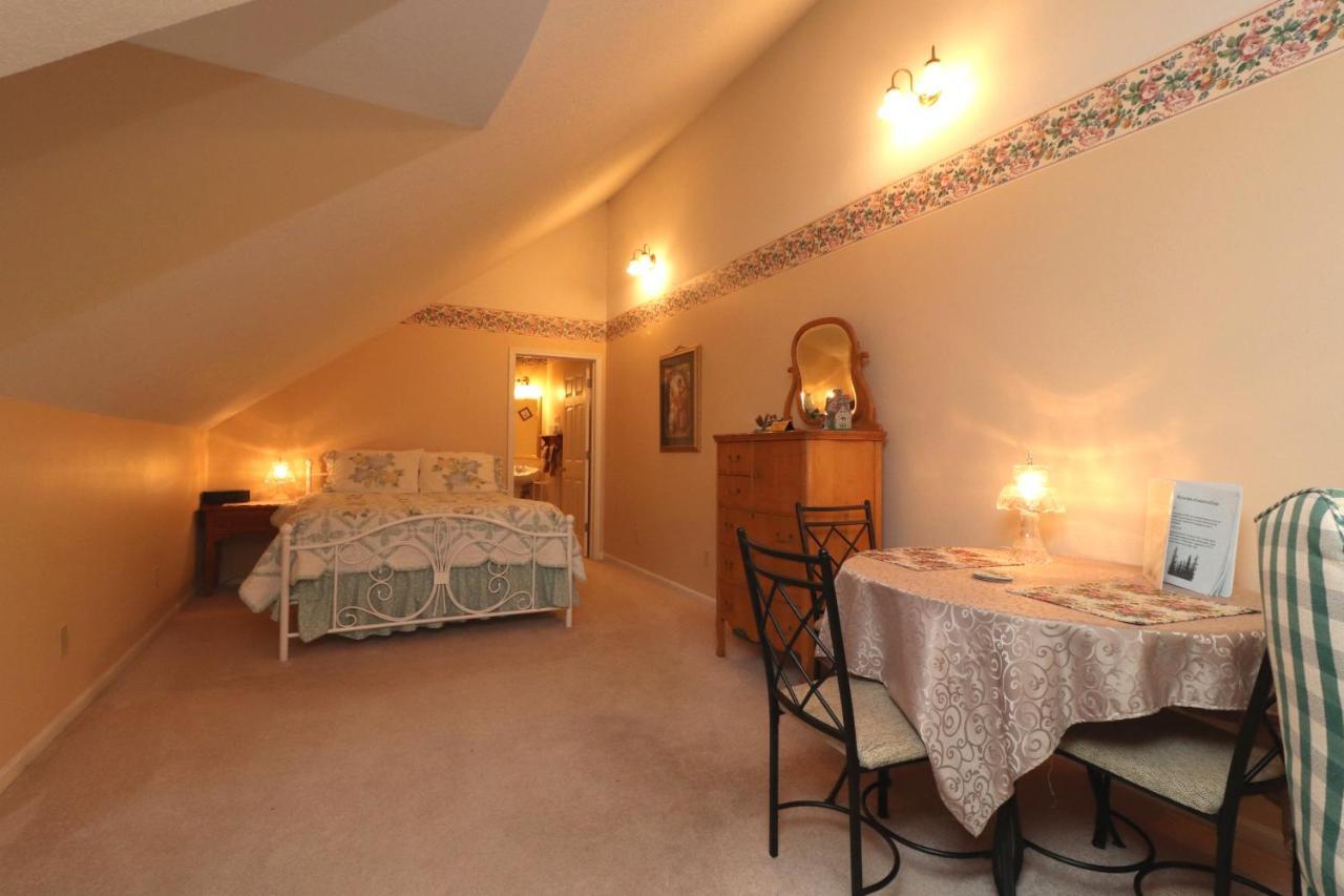 Sweetgrass Inn Bed & Breakfast Rapid City Eksteriør bilde